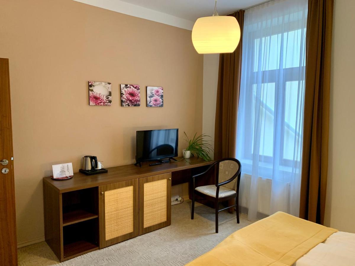 Hotel Art Písek Екстериор снимка