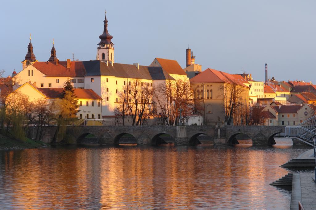 Hotel Art Písek Екстериор снимка